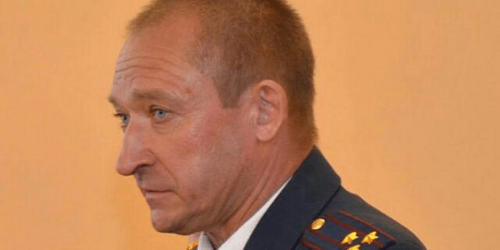 челоаек кто он полковник Хмурин